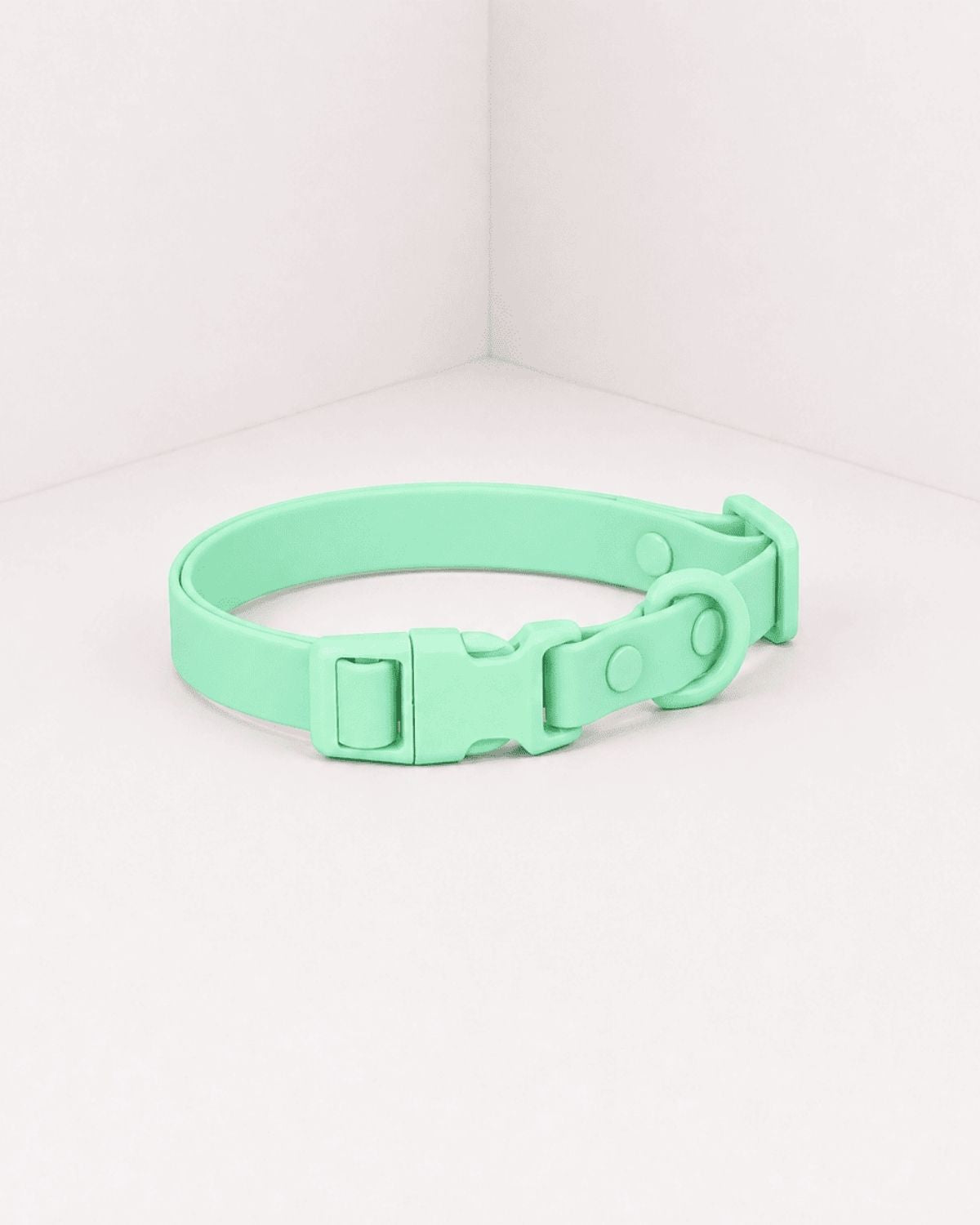 Off Leash Rain Collar